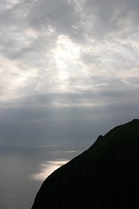 残照の桃岩(ポートレート)