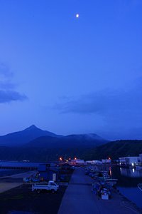 残月に願いごとを