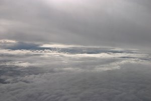 低気圧近づく上空