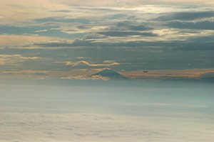 富士に飛行機