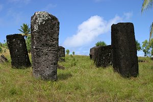南国のストーンモノリス