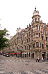 ヘルシンキ街角（ポートレート）