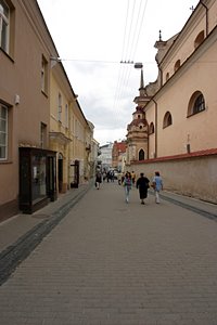 夜明けの門へと続く道