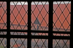 格子窓の向こう側