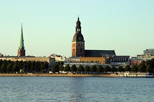 リガ大聖堂を望んで