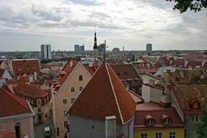 タリン旧市街と新市街