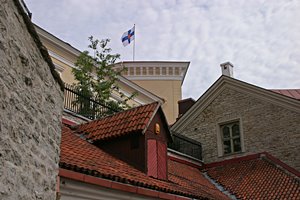 エストニアの御旗の元に