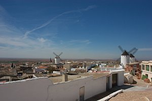 コンスエグラの空に