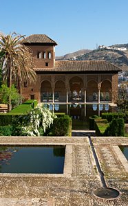 アルハンブラで紅茶を